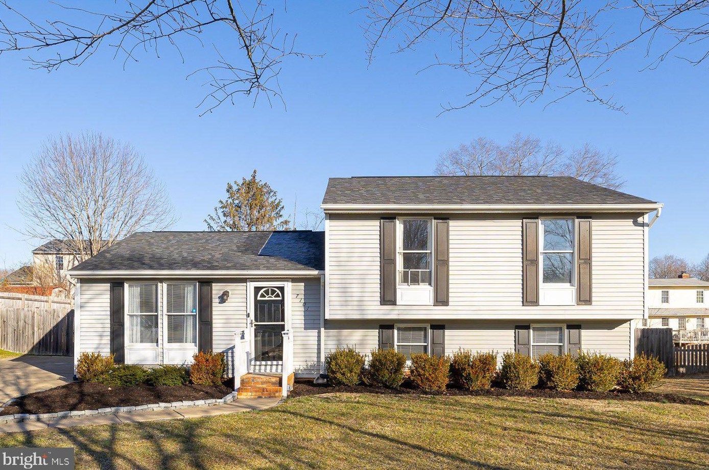 7101 Sharon Rd, Fredericksburg VA  22407-8524 exterior