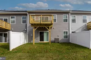 10623 Afton Grove Ct, Fredericksburg, VA 22408 - Photo 5