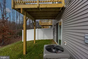 10623 Afton Grove Ct, Fredericksburg, VA 22408 - Photo 41