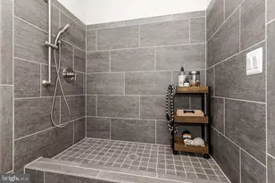 1 Blakely St, Fredericksburg, VA 22408 - Photo 61