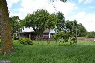 6830 Black Rock Dr, Spotsylvania, VA 22551 - Photo 9