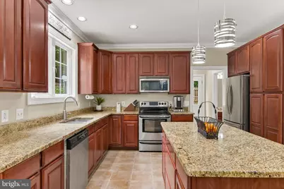 6913 Mazzen Court, Fredericksburg, VA 22407 - Photo 17