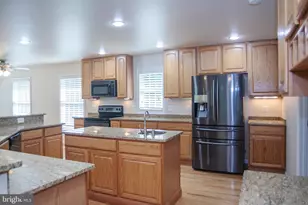 14605 Hermeze Ct, Fredericksburg, VA 22407 - Photo 5