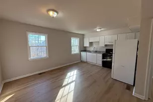 534 Olde Greenwich Cir, Fredericksburg, VA 22408 - Photo 7