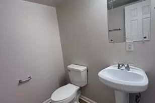 534 Olde Greenwich Cir, Fredericksburg, VA 22408 - Photo 11