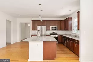 12211 Glen Oaks Dr, Fredericksburg, VA 22407 - Photo 3