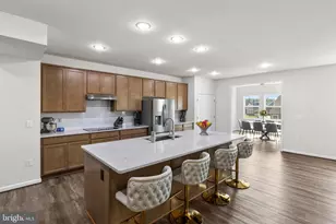 11708 Robin Woods Cir, Spotsylvania, VA 22551 - Photo 9