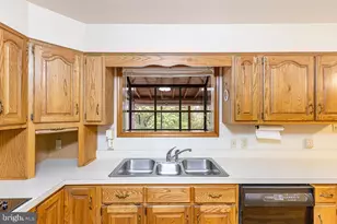 10812 Millridge Ln, Spotsylvania, VA 22553 - Photo 7