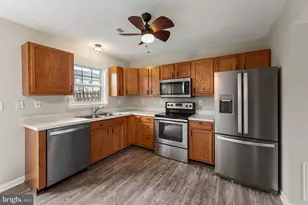 10606 Tidewater Plains Dr, Fredericksburg, VA 22408 - Photo 3