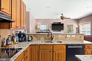 5906 W Copper Mountain Dr, Spotsylvania, VA 22553 - Photo 21