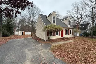 10717 S Jamie Pl, Fredericksburg, VA 22407 - Photo 3