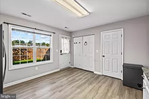 9806 Coventry Creek Dr, Fredericksburg, VA 22408 - Photo 11