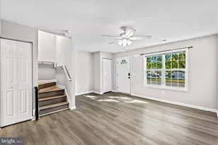 9806 Coventry Creek Dr, Fredericksburg, VA 22408 - Photo 5