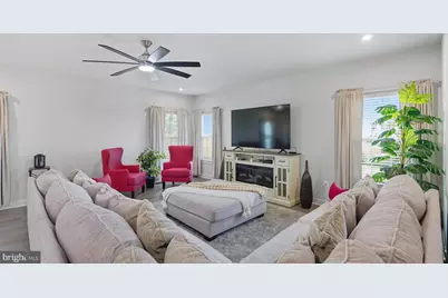 10706 Green Leaf Run, Spotsylvania, VA 22551 - Photo 17