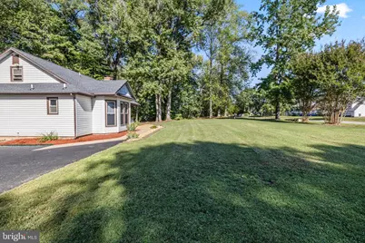 10318 Shaw Drive, Spotsylvania, VA 22553 - Photo 5