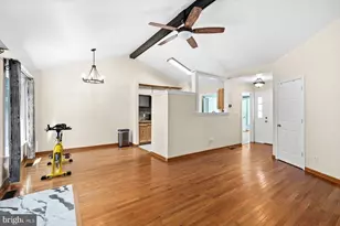 7404 Drew Ln, Fredericksburg, VA 22407 - Photo 9