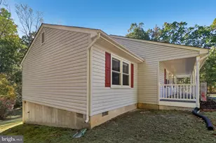 1 Mustang Ct, Spotsylvania, VA 22551 - Photo 5