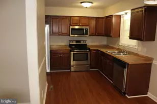 423 Laurel Ave, Fredericksburg, VA 22408 - Photo 11