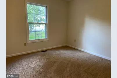 10706 Eden Brook Drive, Spotsylvania, VA 22553 - Photo 5