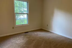 10706 Eden Brook Dr, Spotsylvania, VA 22553 - Photo 5