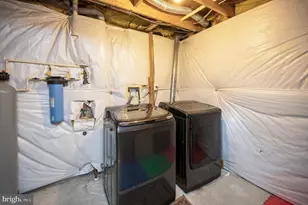 9406 Braken Ct, Fredericksburg, VA 22408 - Photo 35