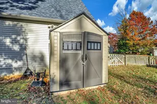 9406 Braken Ct, Fredericksburg, VA 22408 - Photo 41