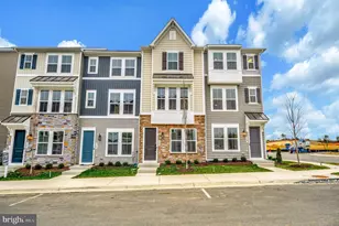 9403 Pacific Elm St, Fredericksburg, VA 22407 - Photo 3