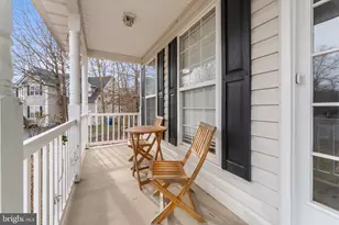 9402 Braken Ct, Fredericksburg, VA 22408 - Photo 3