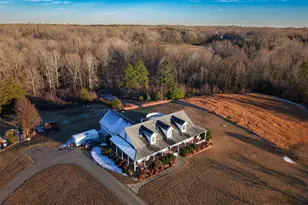 6330 Little Acres Ln, Woodford, VA 22580 - Photo 3