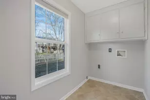 804 Shamrock Dr, Fredericksburg, VA 22407 - Photo 19