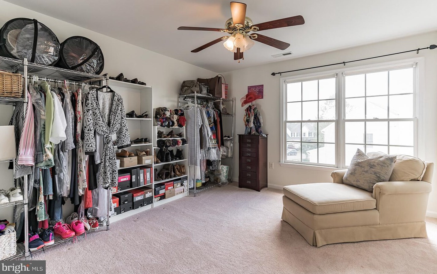 1 Boulder Dr, Stafford VA 22554-8829 exterior