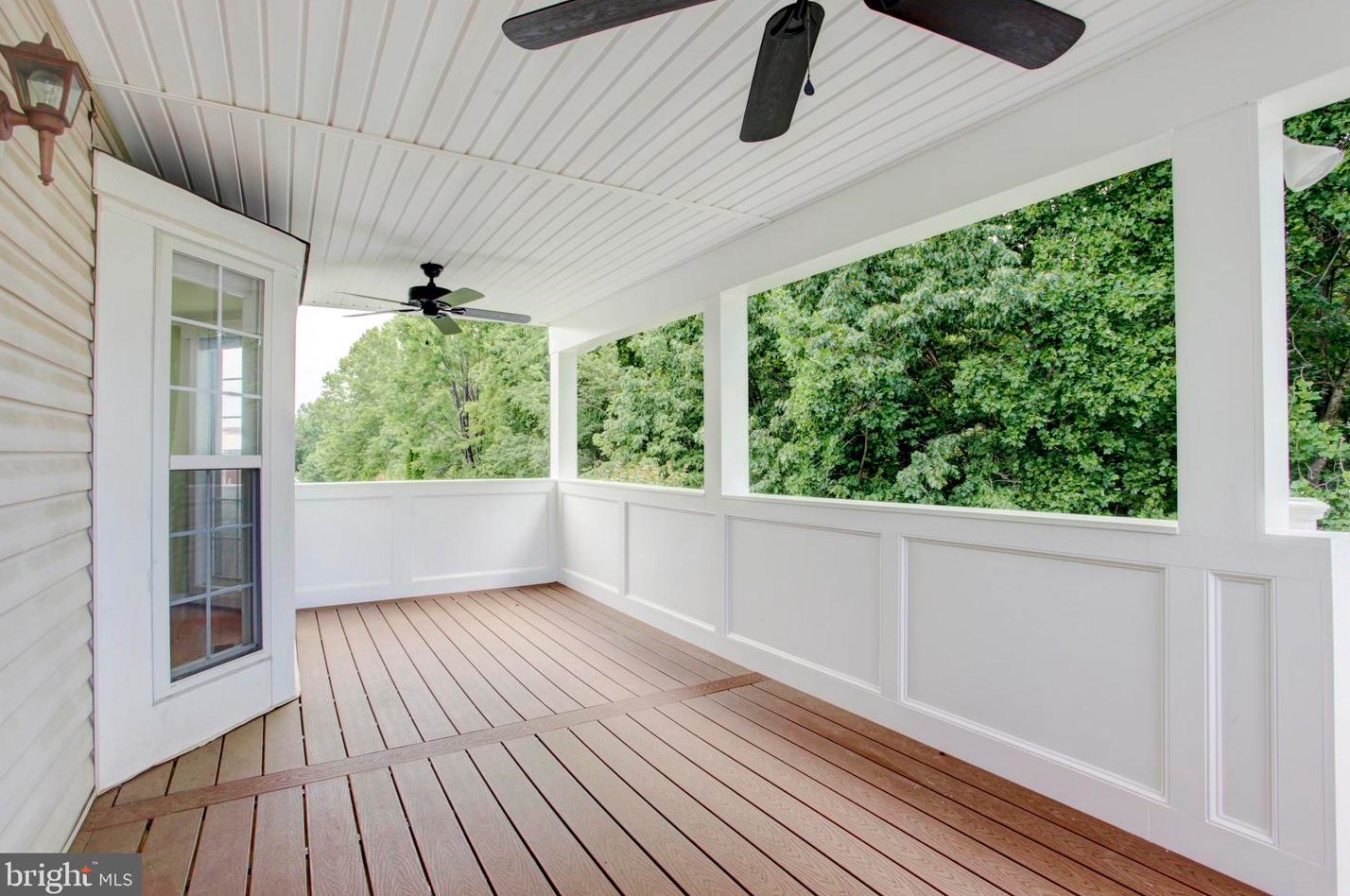 14 Lakeside Dr, Stafford VA 22554-7868 exterior