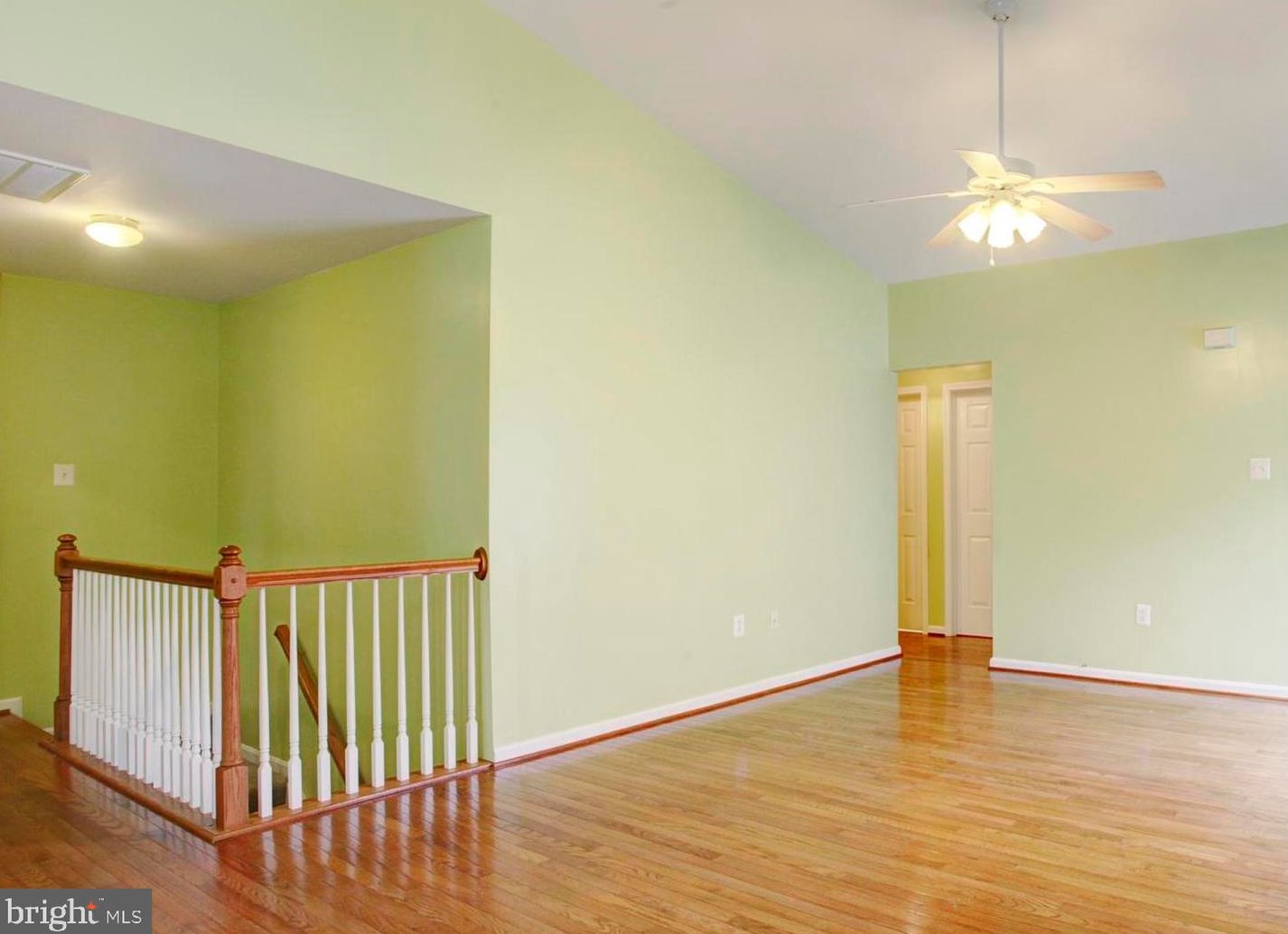 14 Lakeside Dr, Stafford VA 22554-7868 exterior