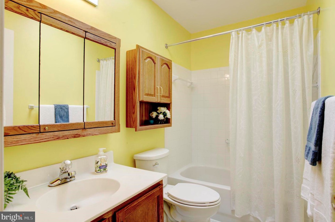 14 Lakeside Dr, Stafford VA 22554-7868 exterior