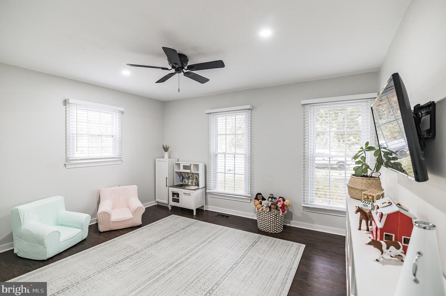 323 High St, Stafford VA  22556-1806 exterior