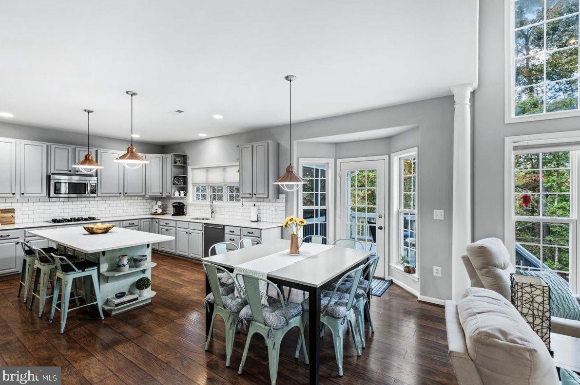 137 Brush Everard Ct, Stafford VA 22554-8807 exterior