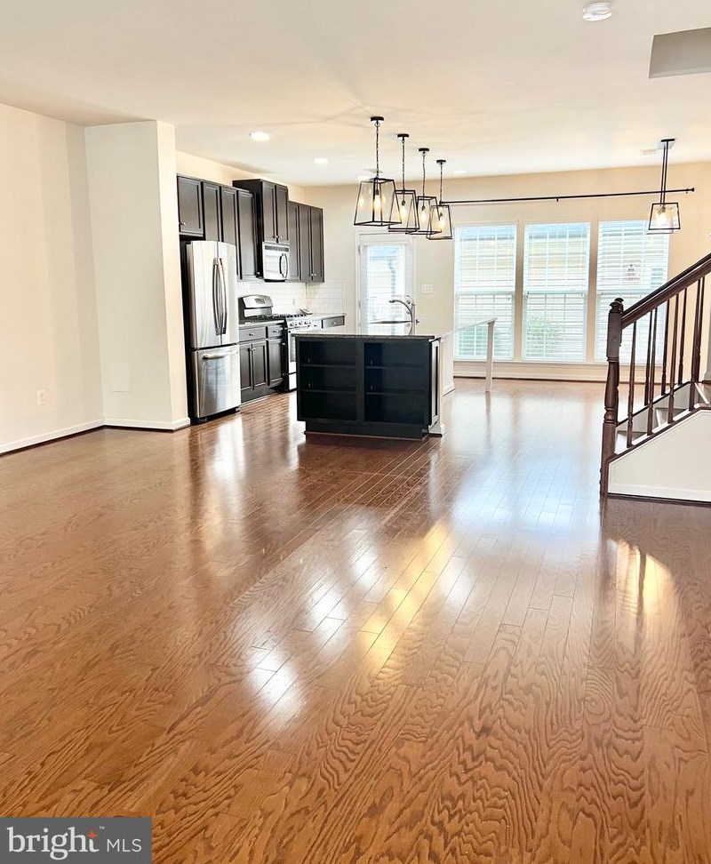 212 Almond Dr, Stafford VA  22554-2530 exterior