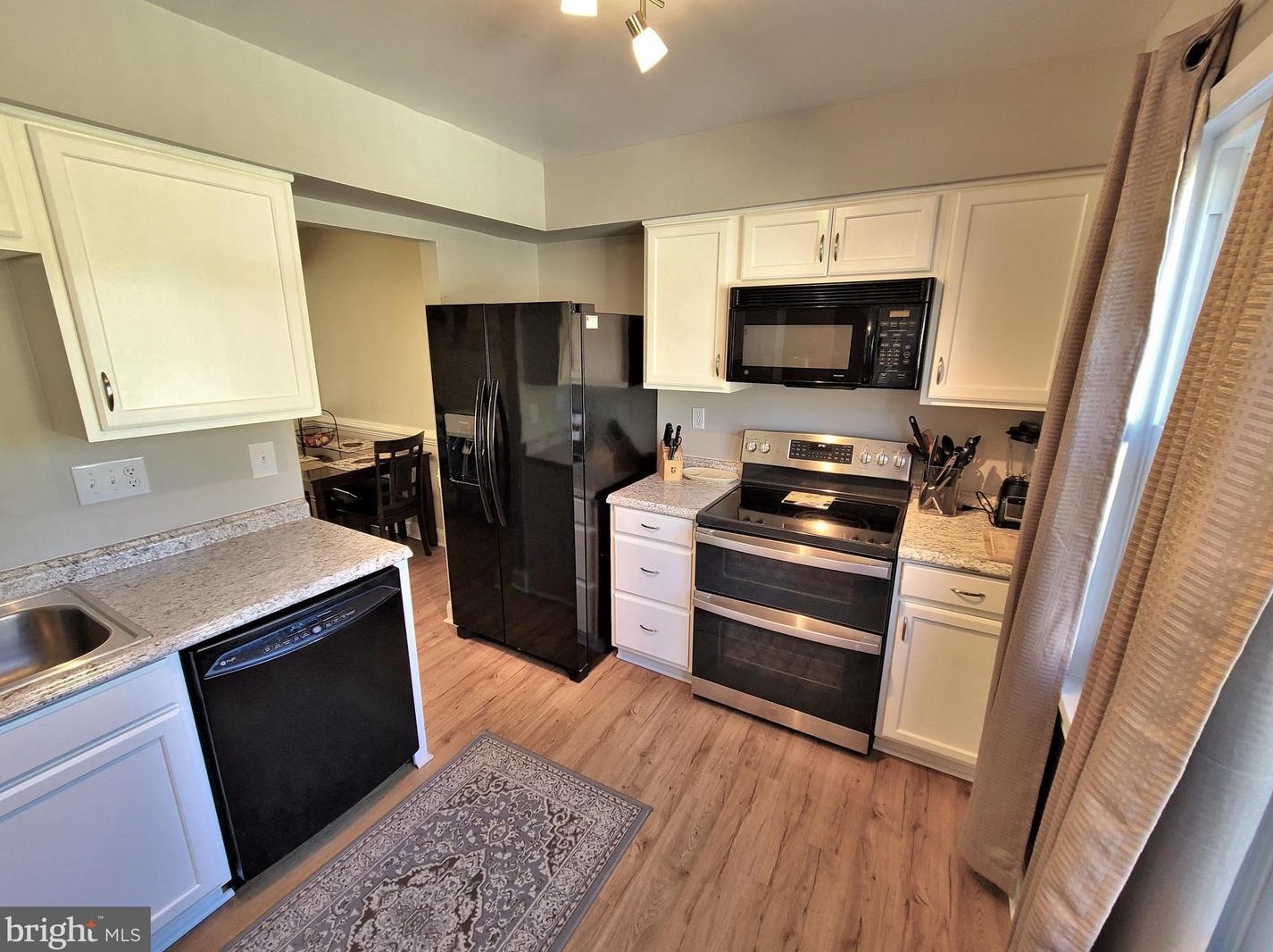 20 Alice Ct, Stafford VA  22556-4548 exterior