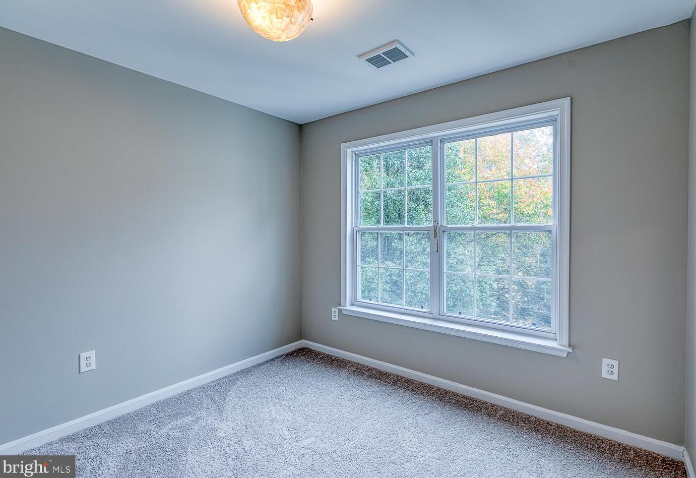 14 Monarch Ct, Stafford VA  22554-8801 exterior