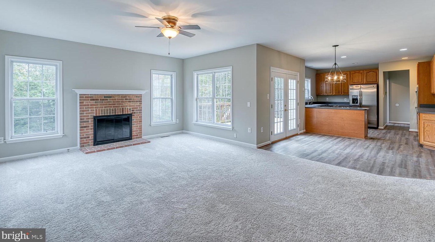 14 Monarch Ct, Stafford VA  22554-8801 exterior