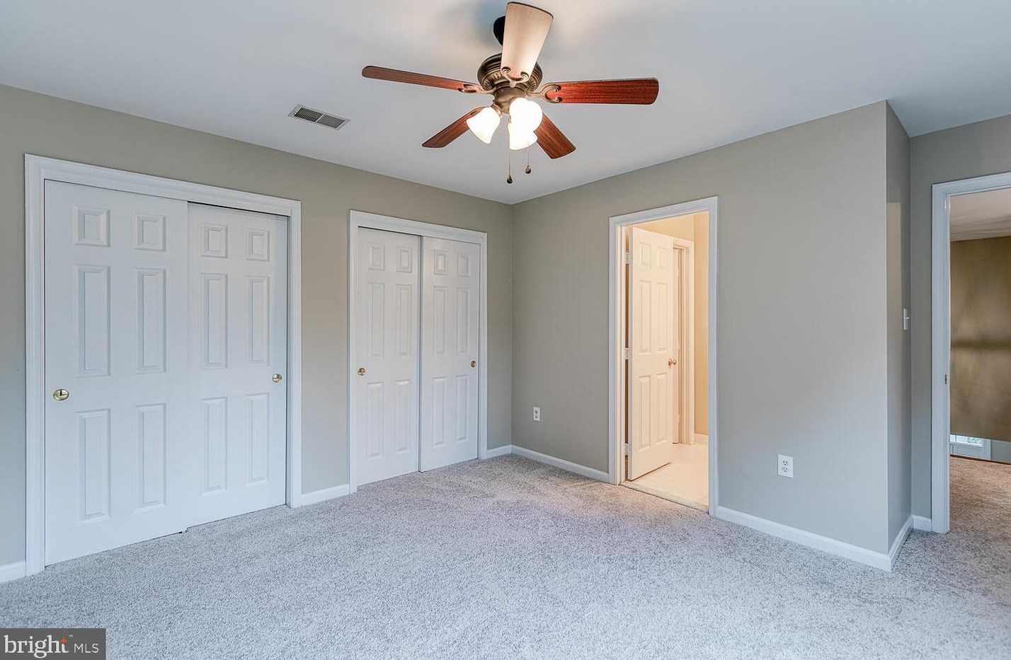 14 Monarch Ct, Stafford VA  22554-8801 exterior