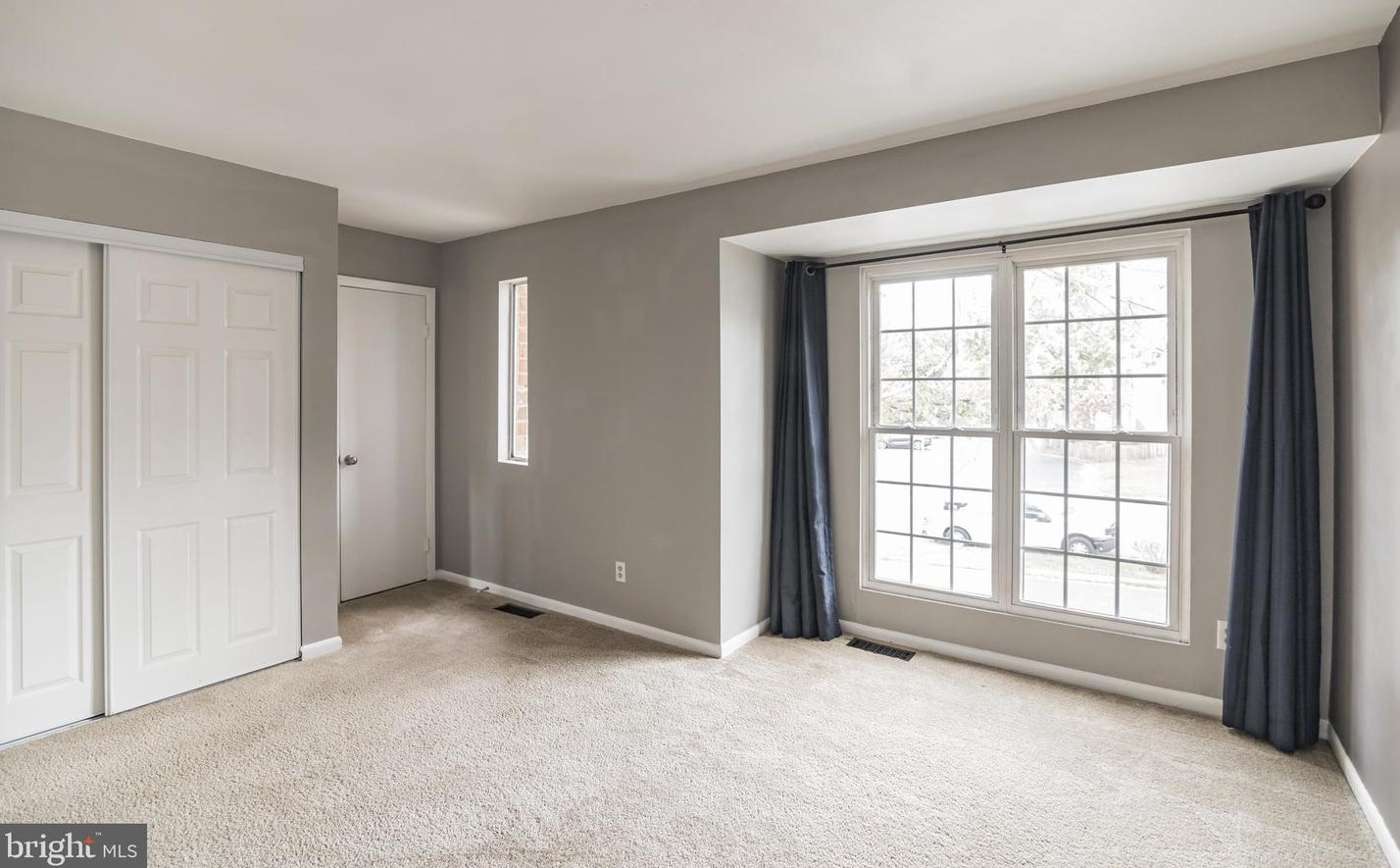 67 Chestnut Dr, Stafford VA  22554-5058 exterior