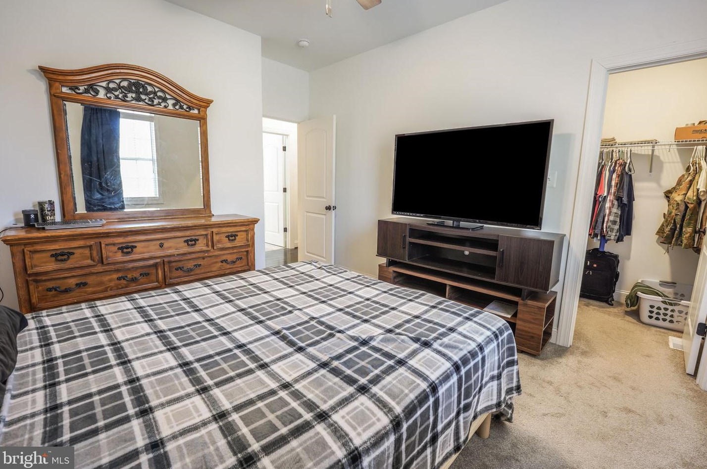 24 Perkins Ln, Stafford VA  22554-5337 exterior