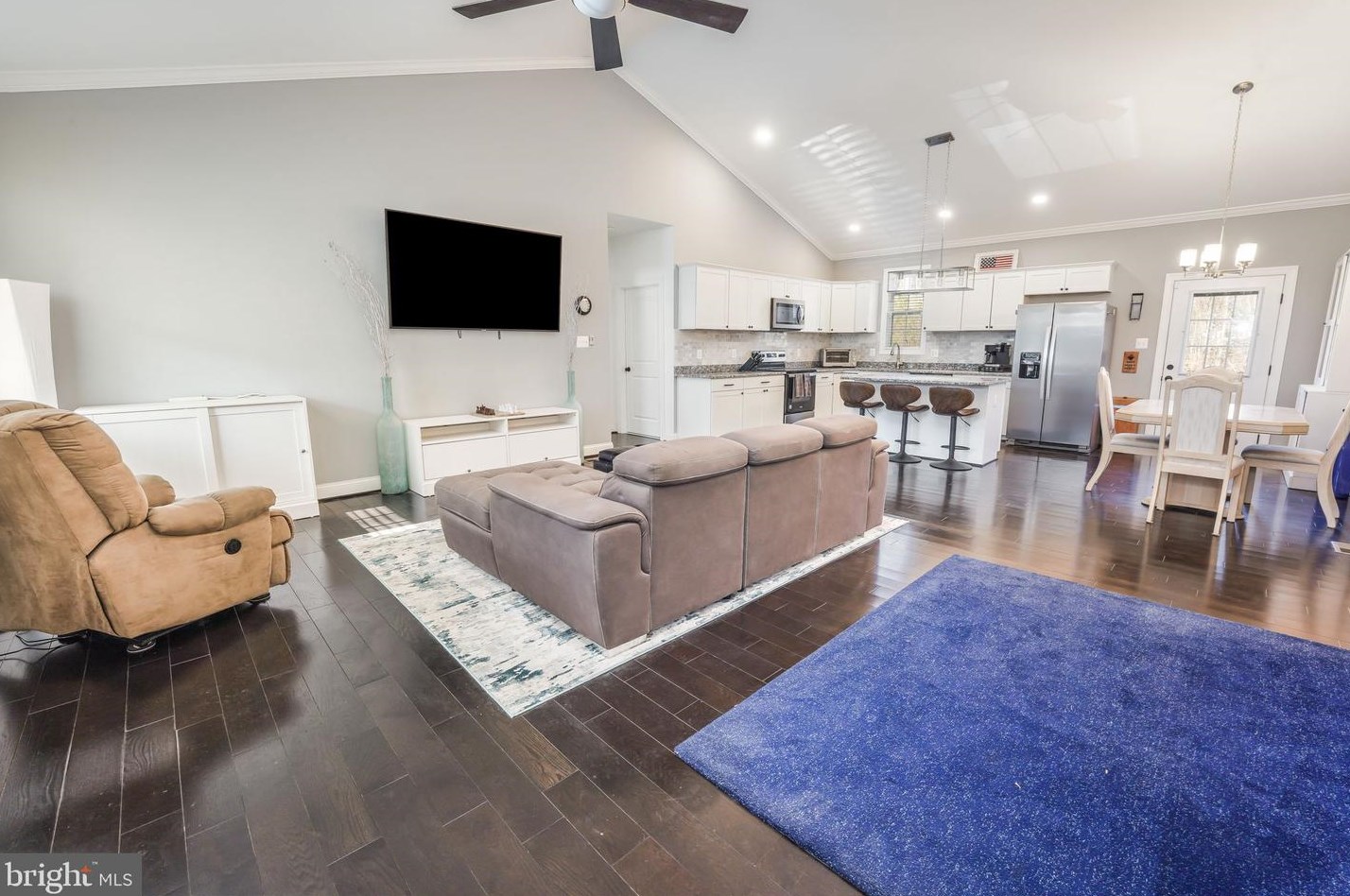 24 Perkins Ln, Stafford VA  22554-5337 exterior