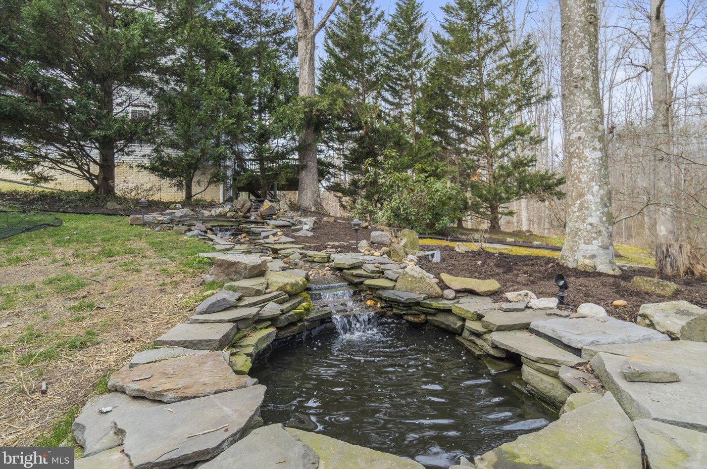 18 Monument Dr, Stafford VA  22554-8508 exterior
