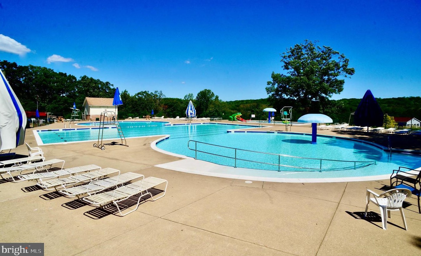 2004 State Room Dr, Stafford VA  22554-2322 exterior