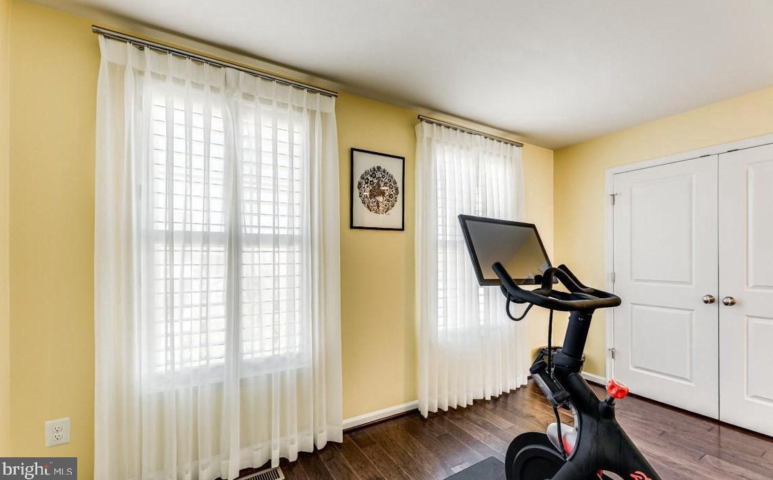 123 Almond Dr, Stafford VA 22554-2537 exterior