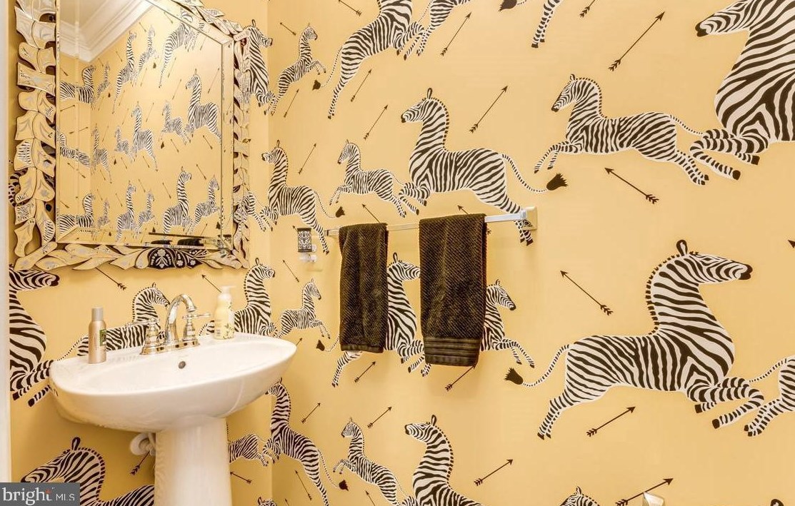 123 Almond Dr, Stafford VA 22554-2537 exterior