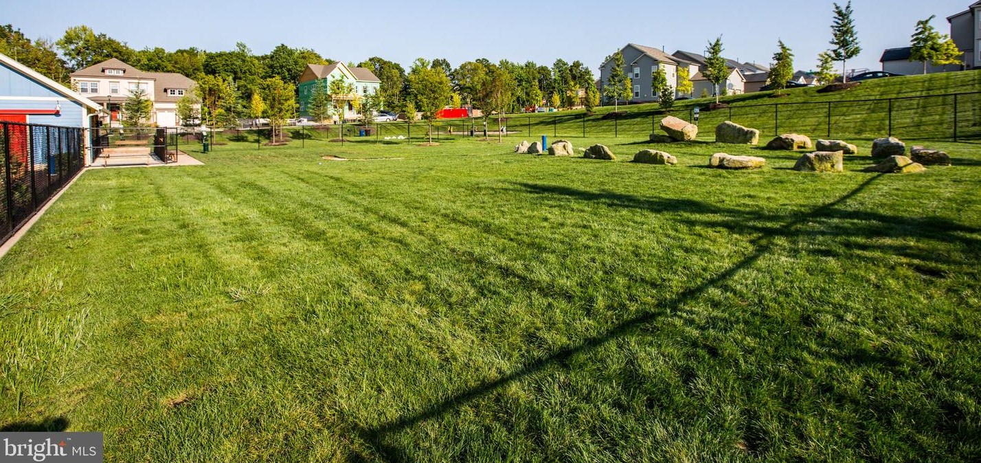 207 Apricot St, Stafford VA  22554-2500 exterior