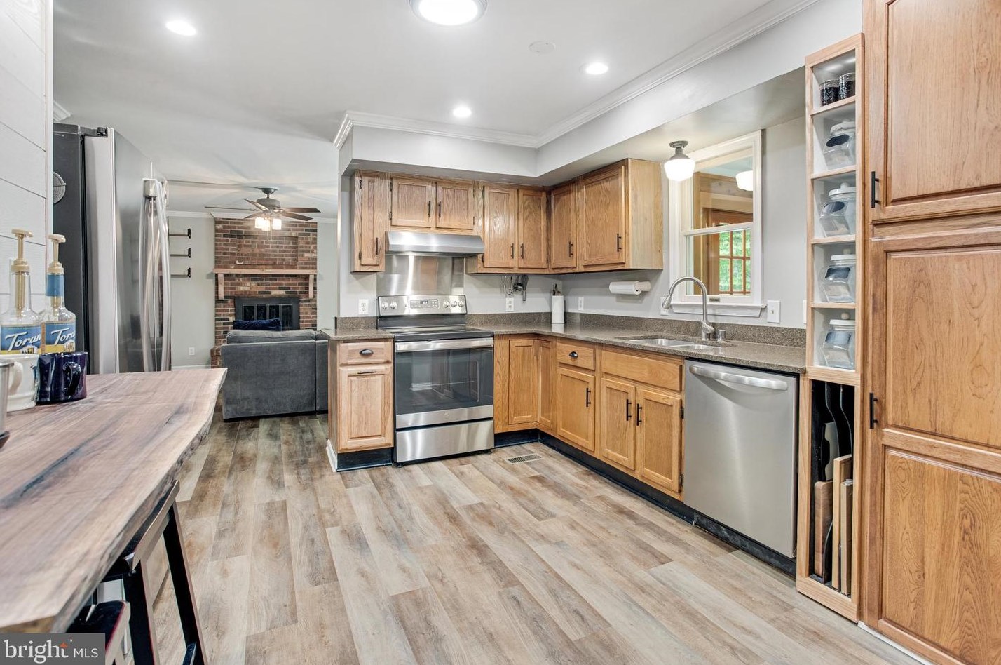 1 Rosepetal St, Stafford VA  22556-6219 exterior